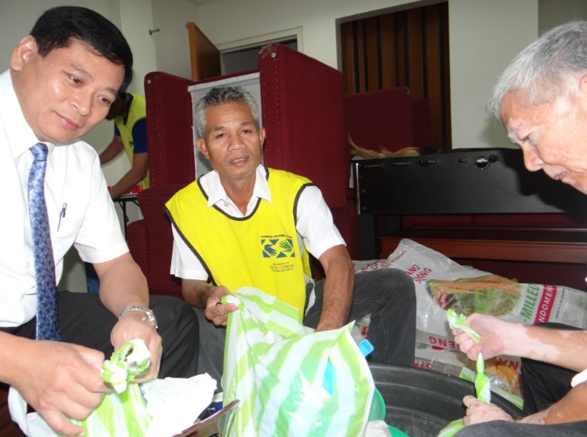 Helping Hands for Typhoon Survivors